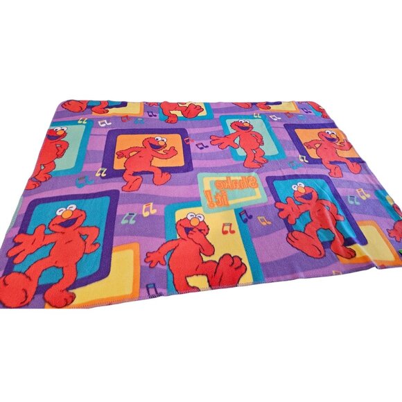 Sesame Street Elmo Shake It Polyester Blanket Vintage 2005 Purple 61.5" x 42" - Picture 2 of 10